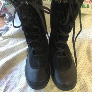 North face Boots size 10 221